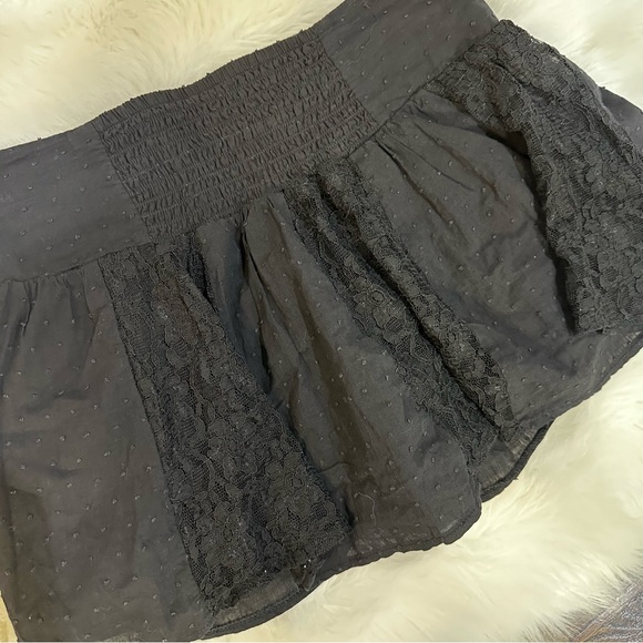 Y2K Mini Skirt with ruffles - Picture 4 of 7